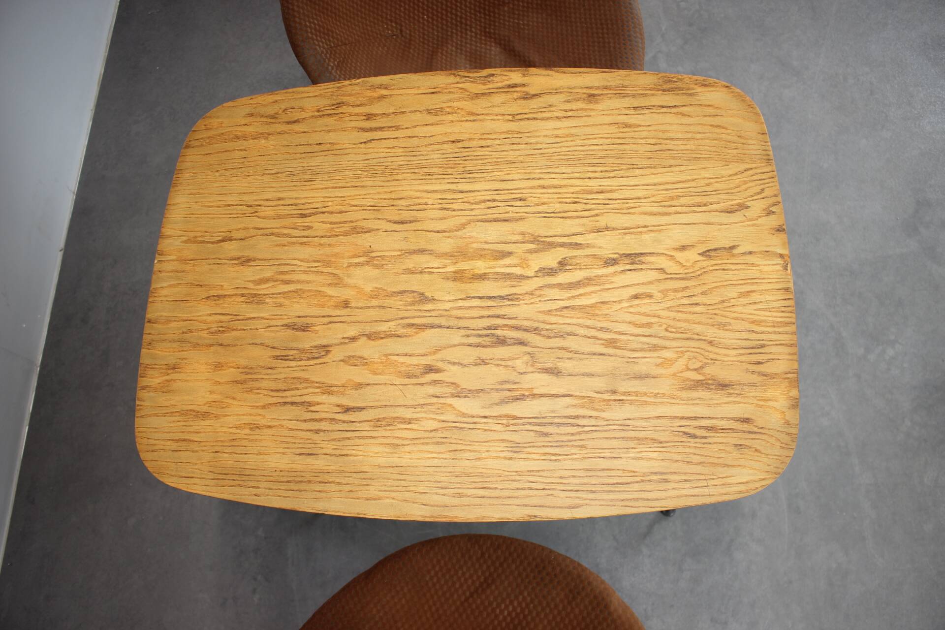 Mid-Century Italian Coffee Table and Two Chairs, 1960s
