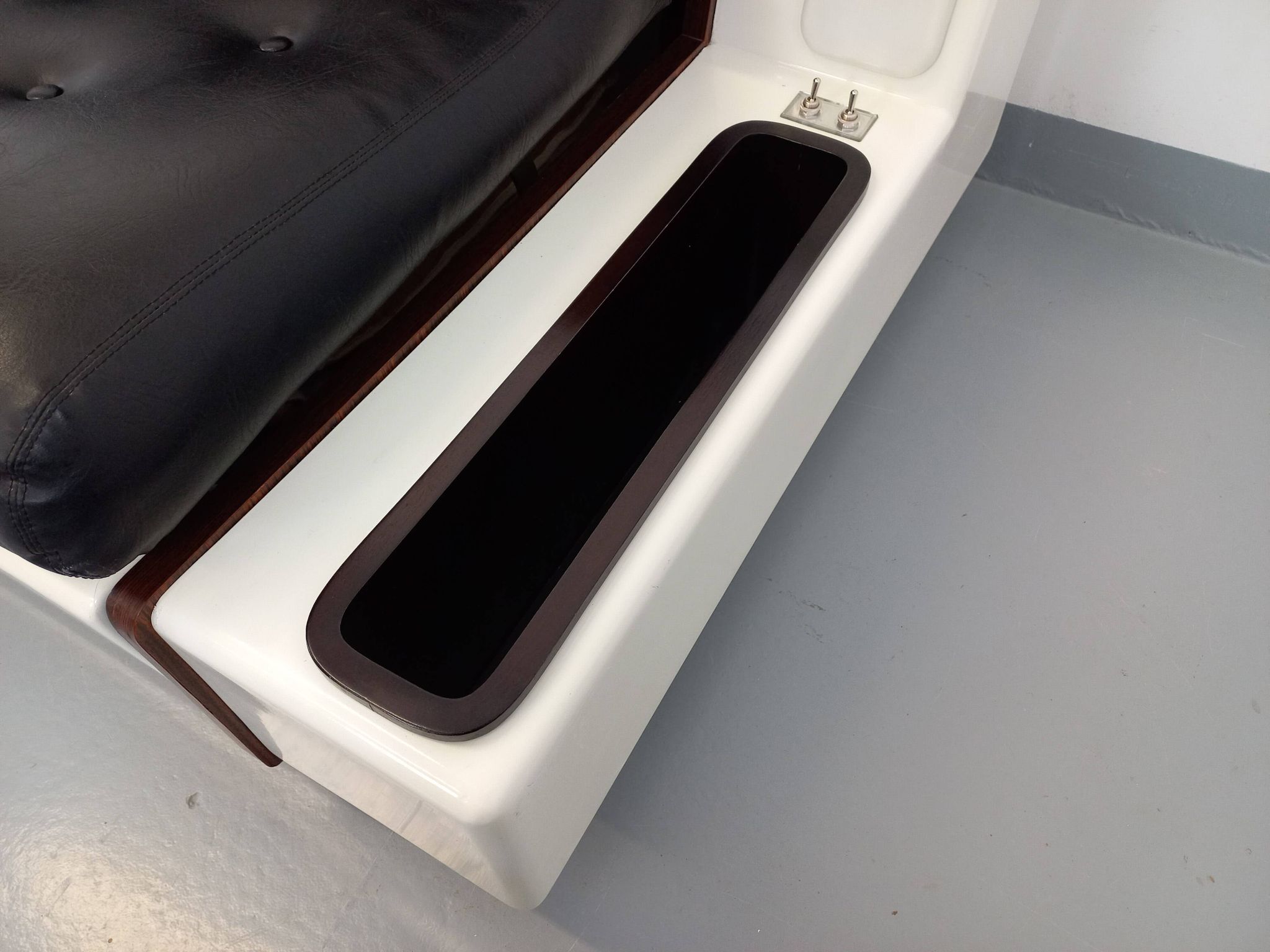 Vintage sofa bed bench with integrated lighting, Italian design Beka Tortuga, in skai, fiber