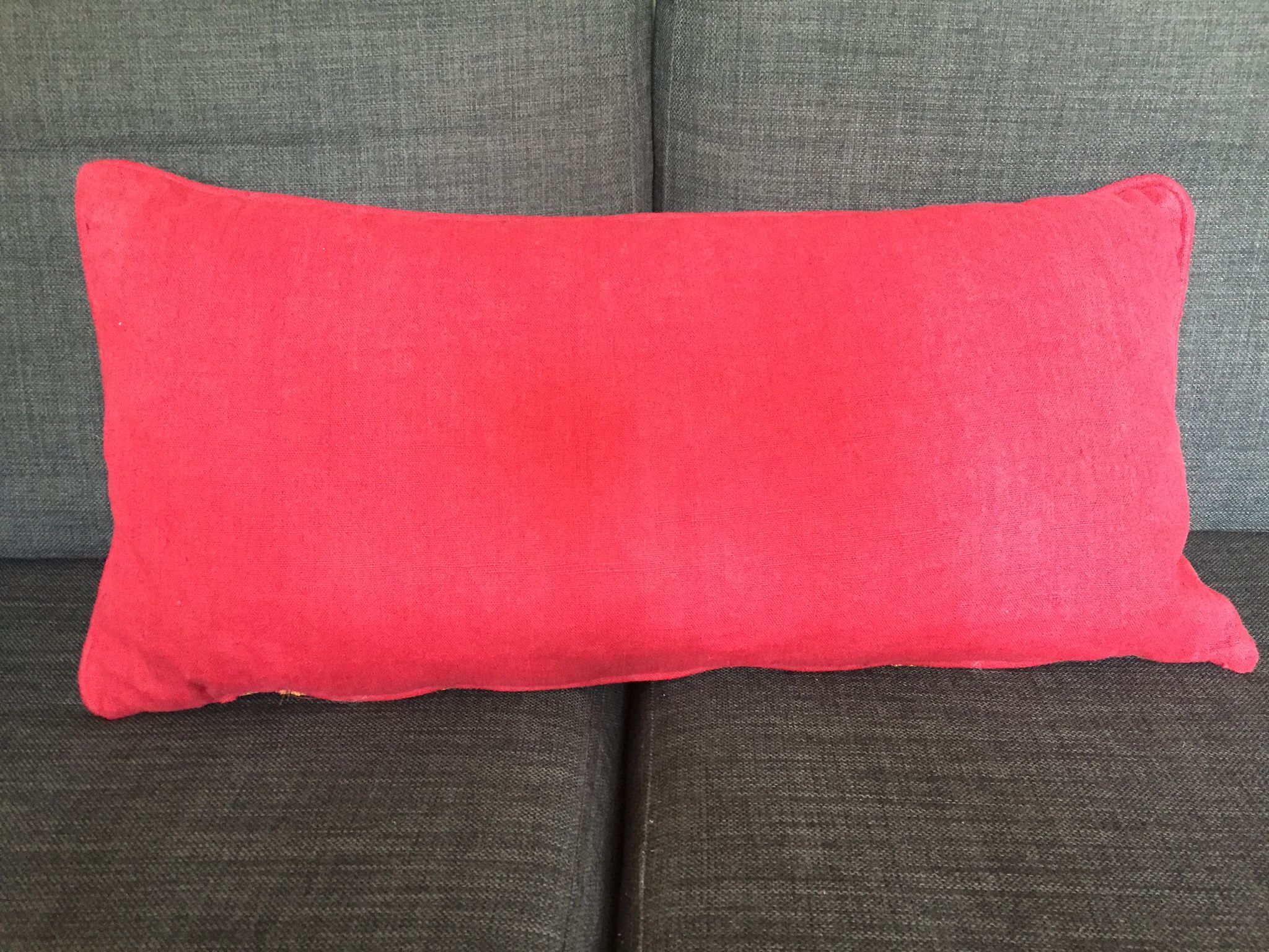 Decorative pillow case in brocade with ottoman turkish 16th century motifs