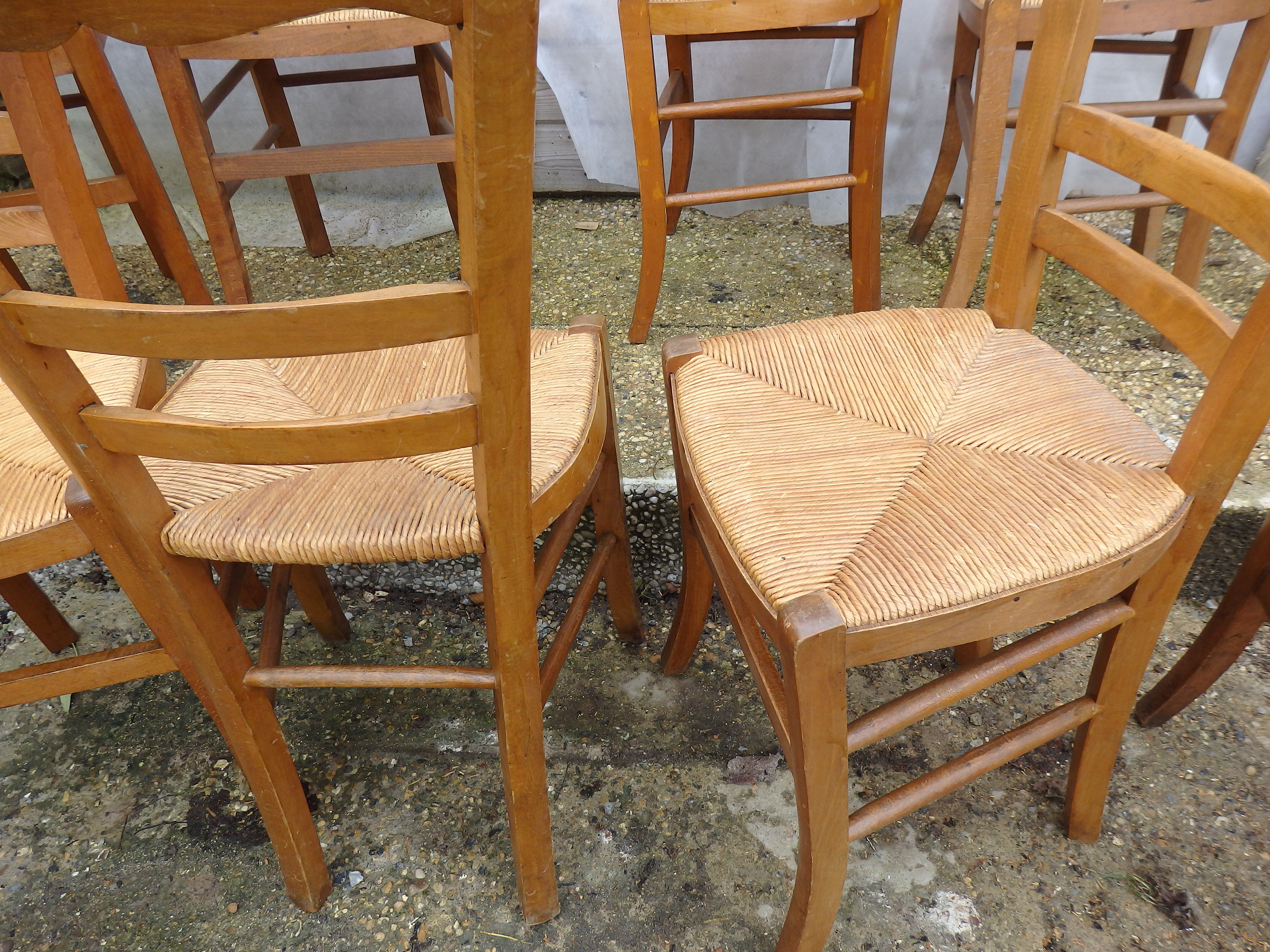 lot 8 old chairs mulched