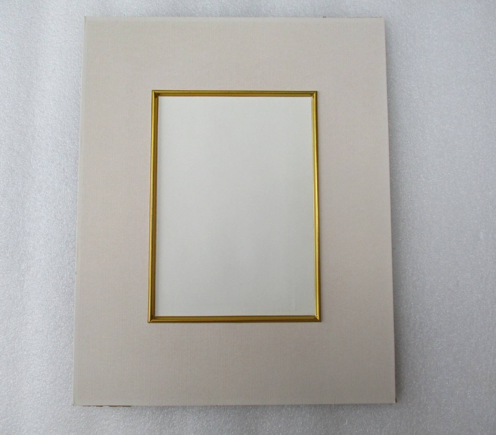 Off-white wooden frame for 242 x 300 mm subject