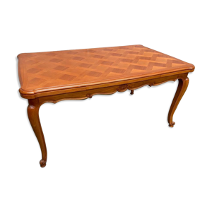 table de style louis