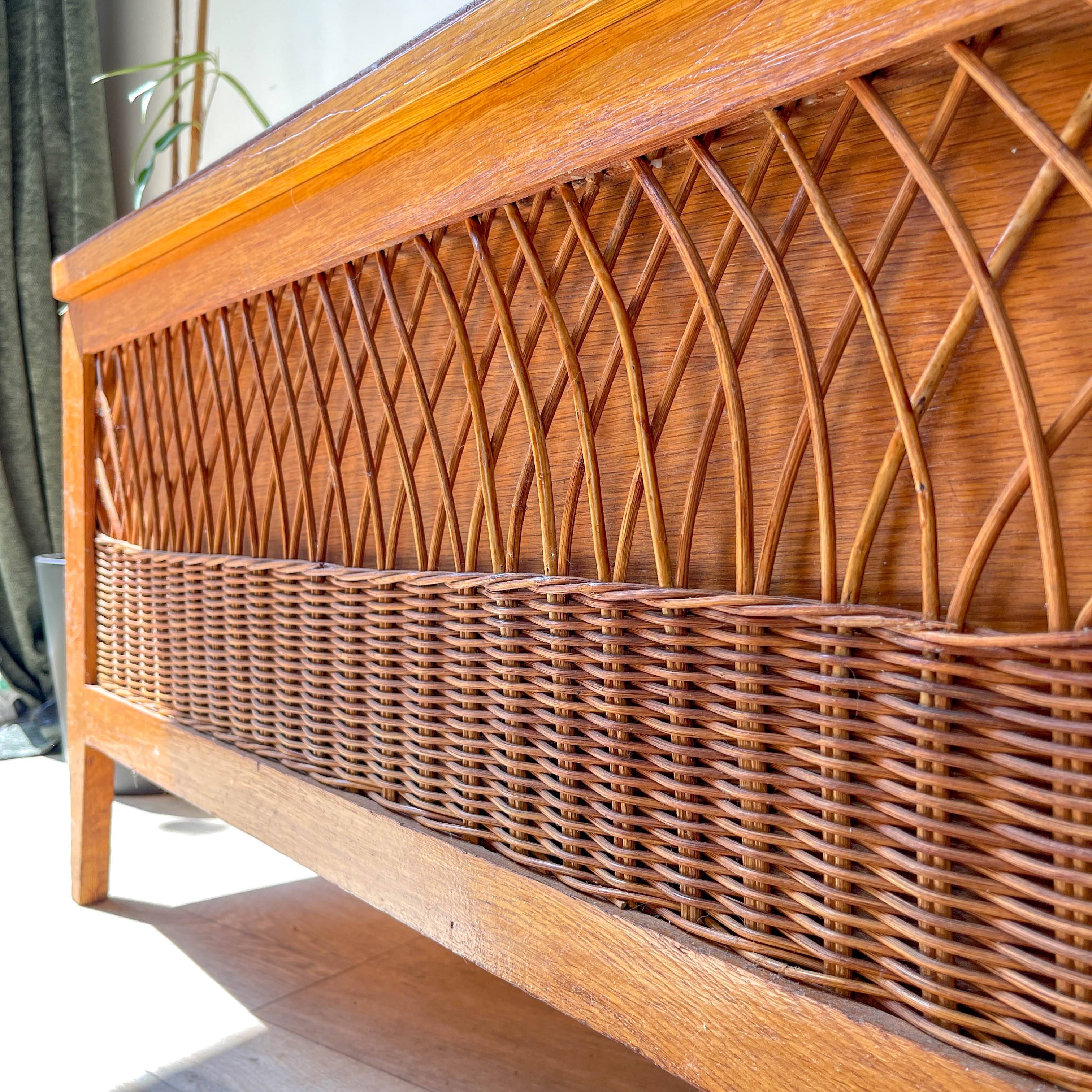 Vintage wooden and rattan storage bench – 1960s – Retro storage bench