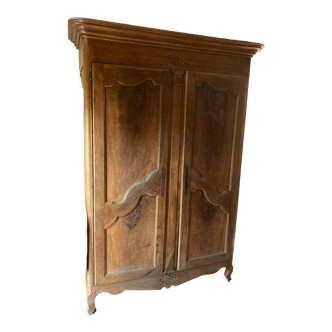 Walnut walnut cabinet