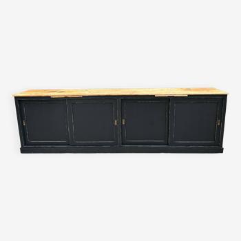 Mid-20th century piece of furniture