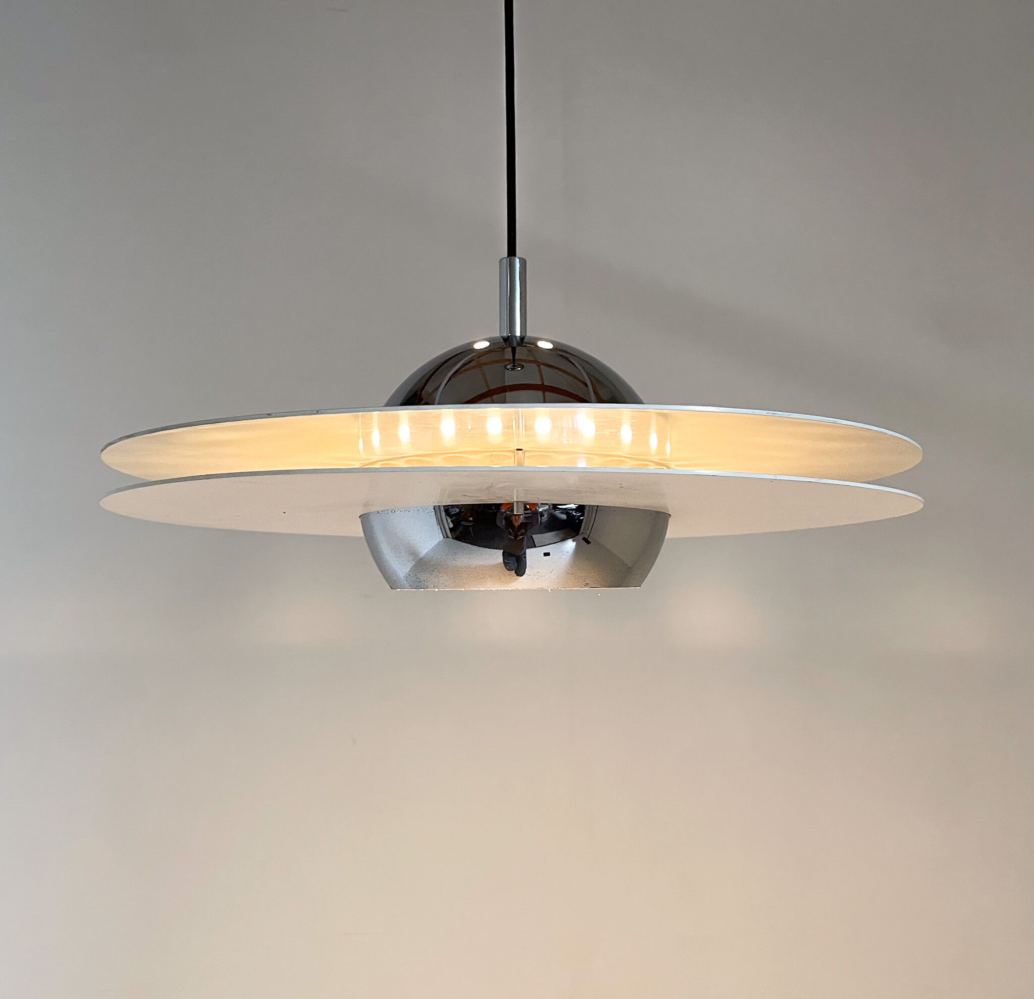 1970's ufo chrome & lacquered metal space age pendant, Italy