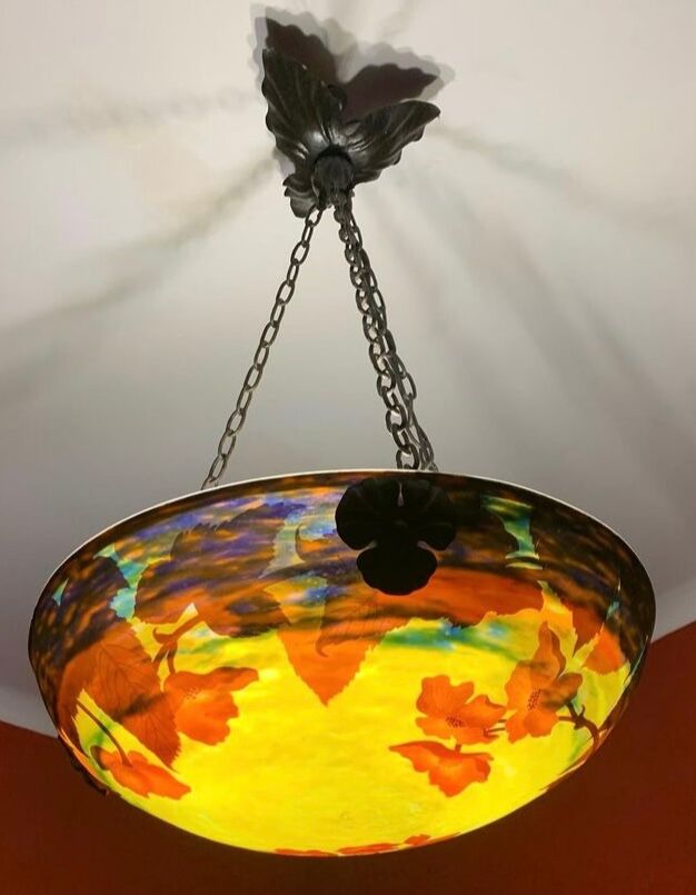 Chandelier glass paste decorated with poppies