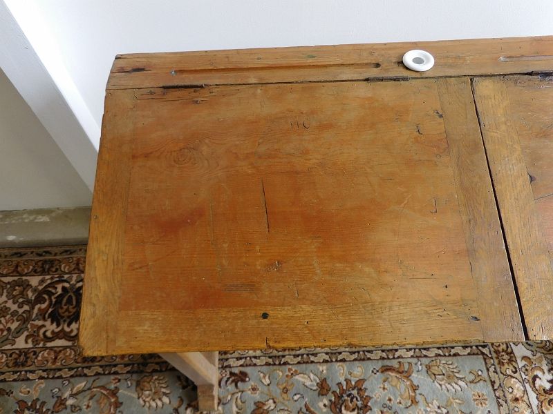 Former double desk of school office in pine of the nineteenth century