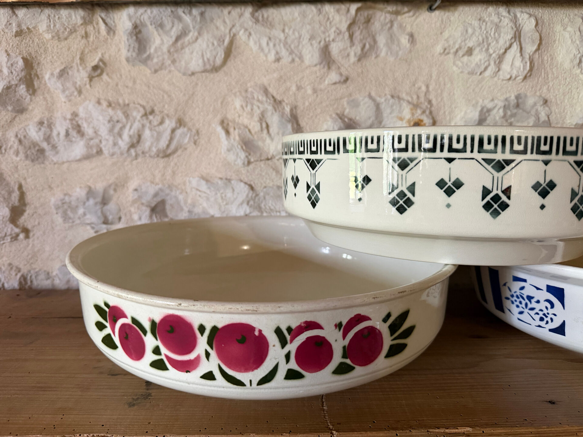 Large earthenware salad bowl from Salins