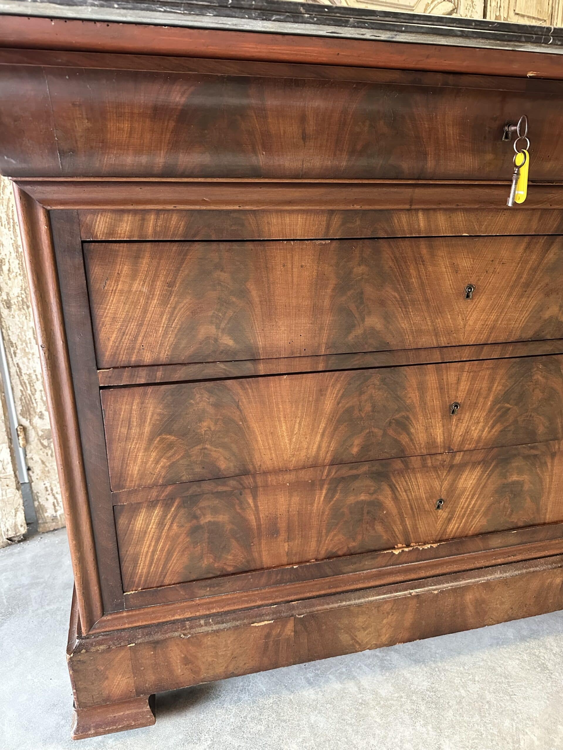Louis Philippe mahogany commode 19th century