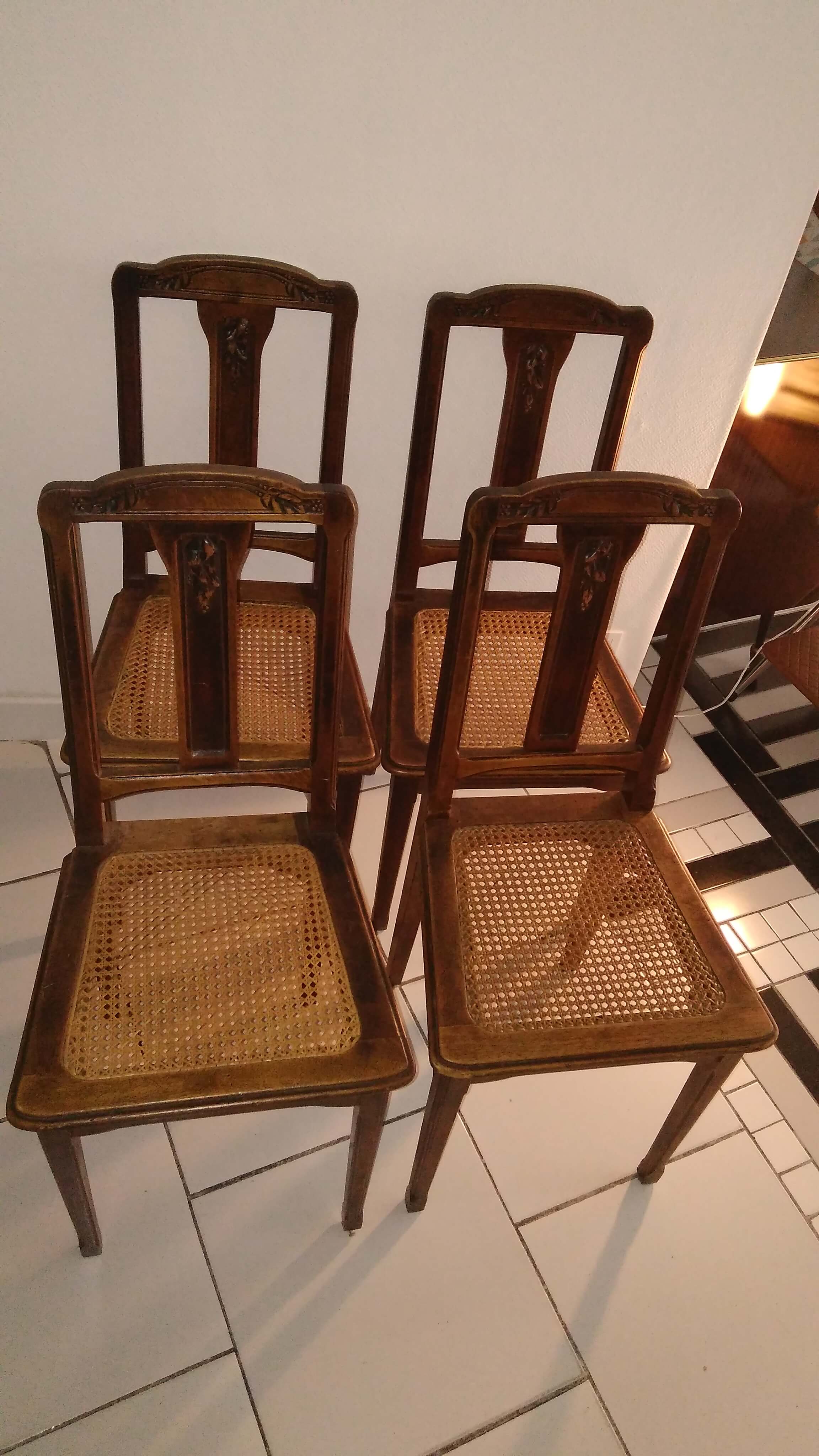 Caning Deco wood chairs