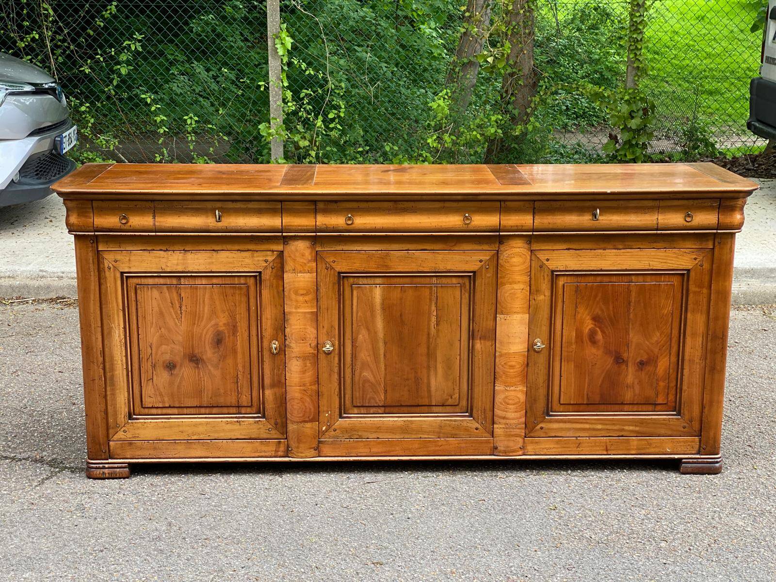 Louis Philippe solid oak sideboard with 3 drawers and 3 doors