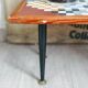 Small table checkered