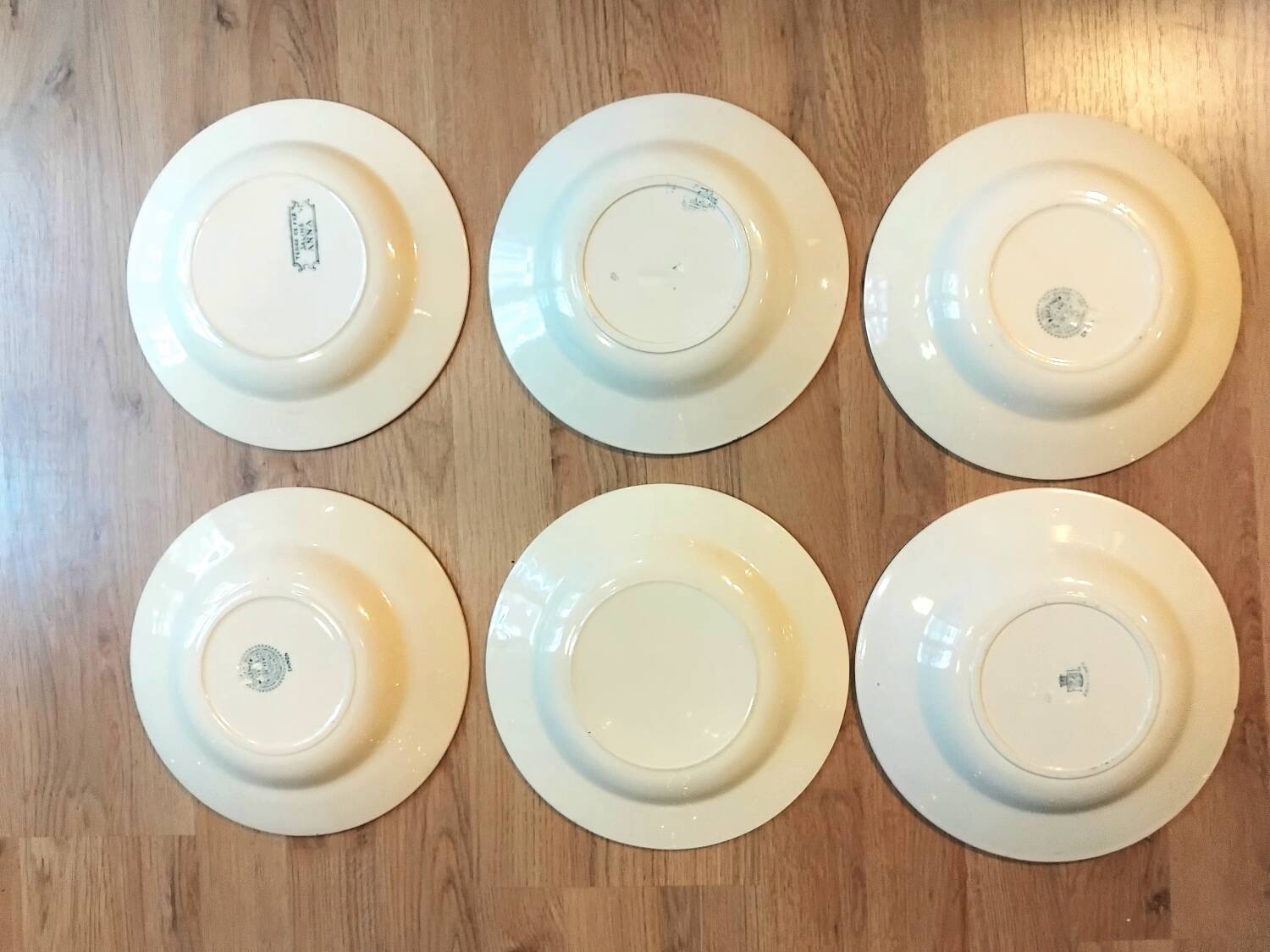 6 assiettes creuses dépareillées Terre de fer