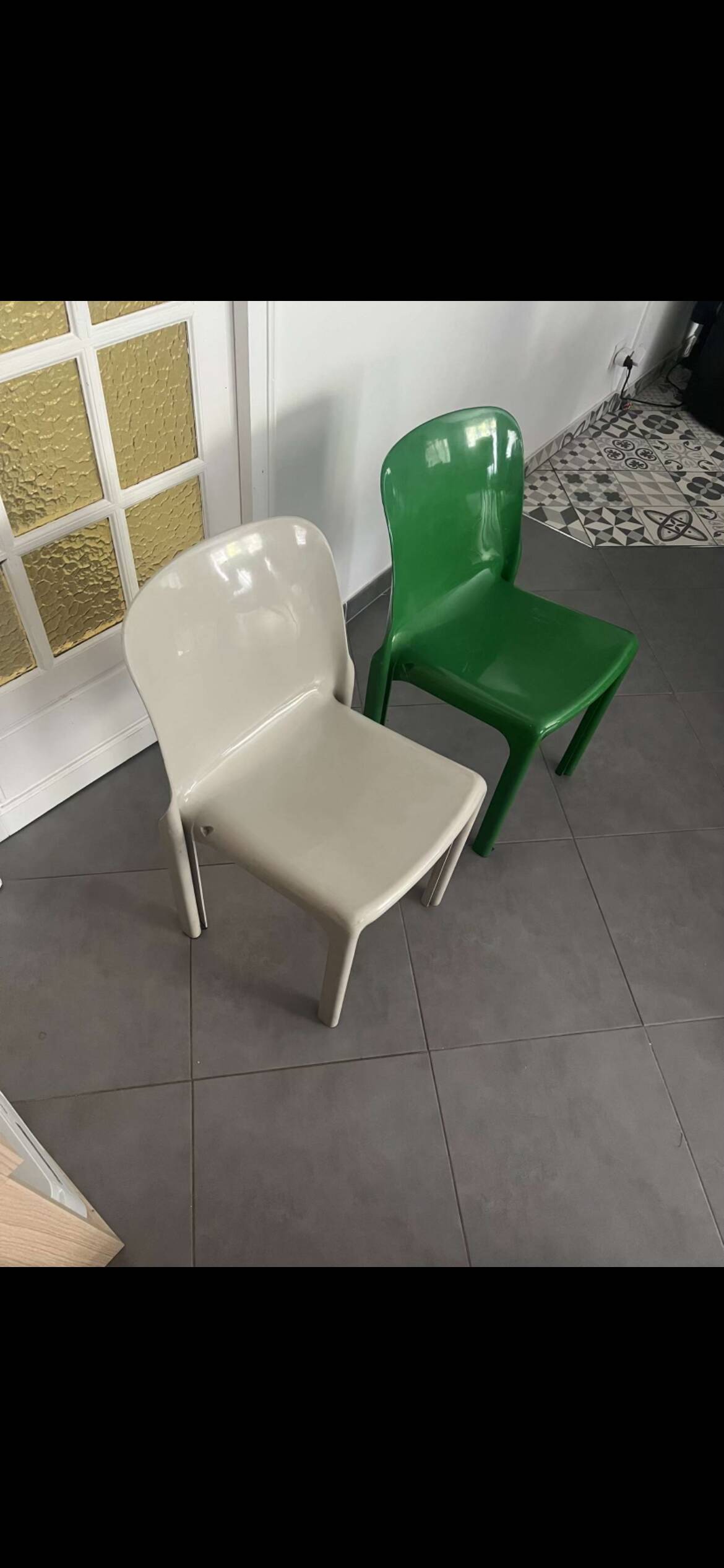 – Pair of original Selene chairs by Vico Magistretti for Artemide (196