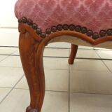 Vintage shepherdess armchair in pink velvet.