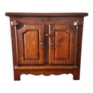 buffet brutaliste travail