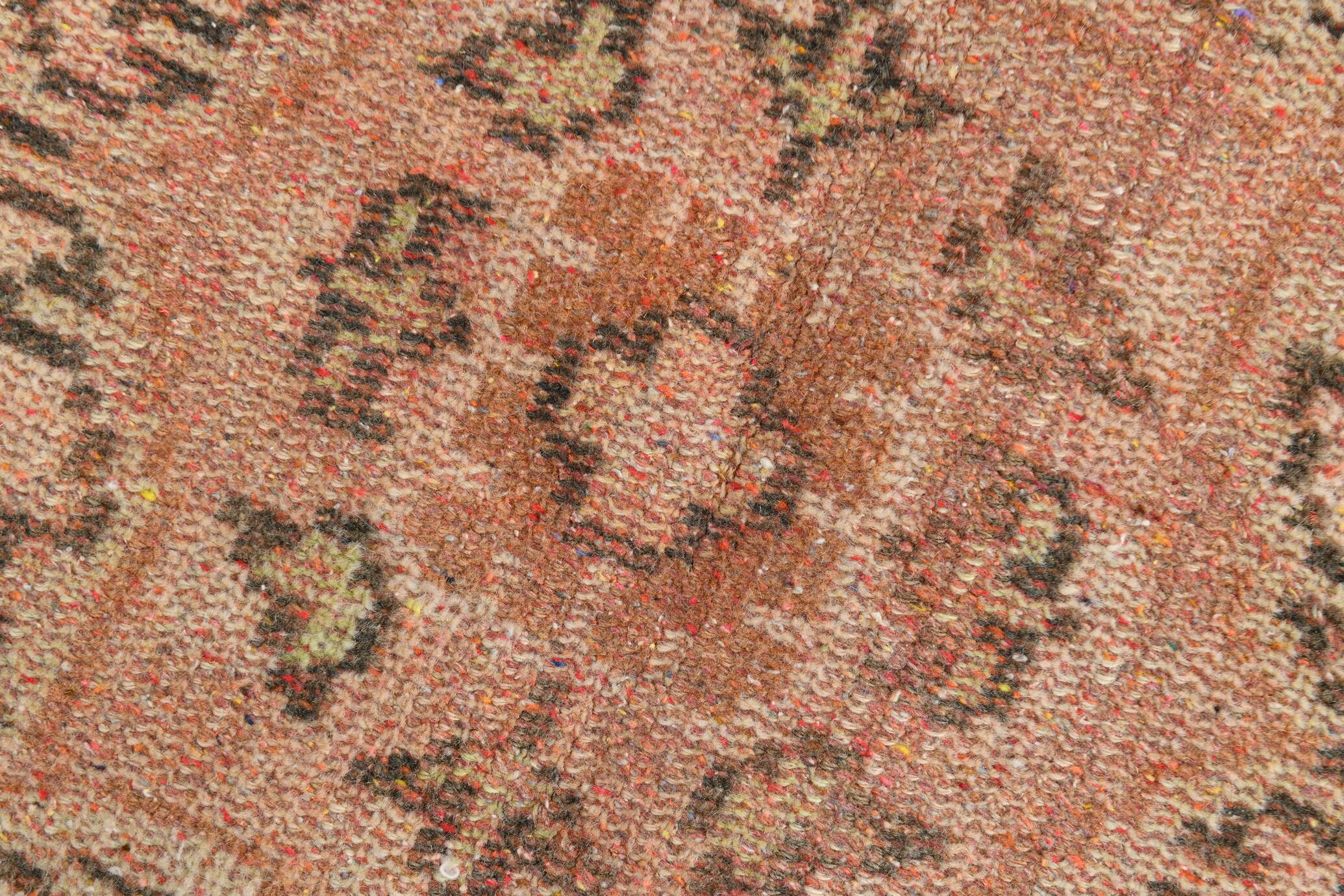 Tapis Anatolien Vintage Fait Main en Laine, Tons Rose Fané, Beige & Bleu