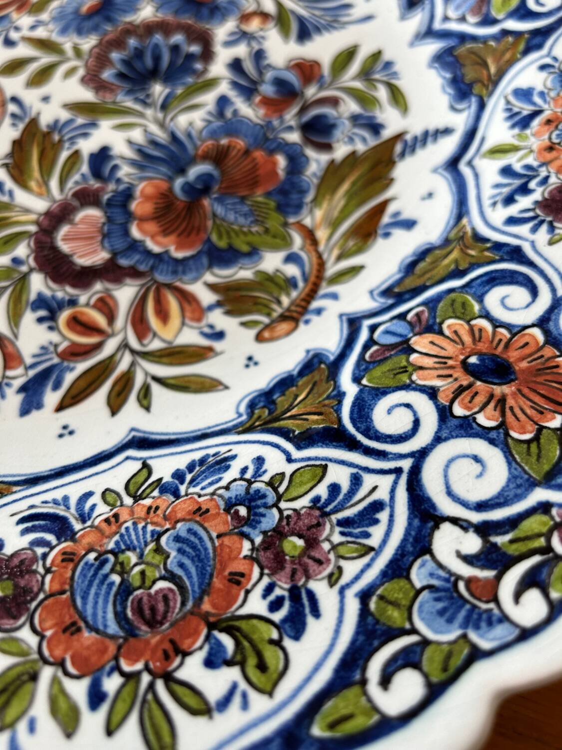 Delft decorative plate