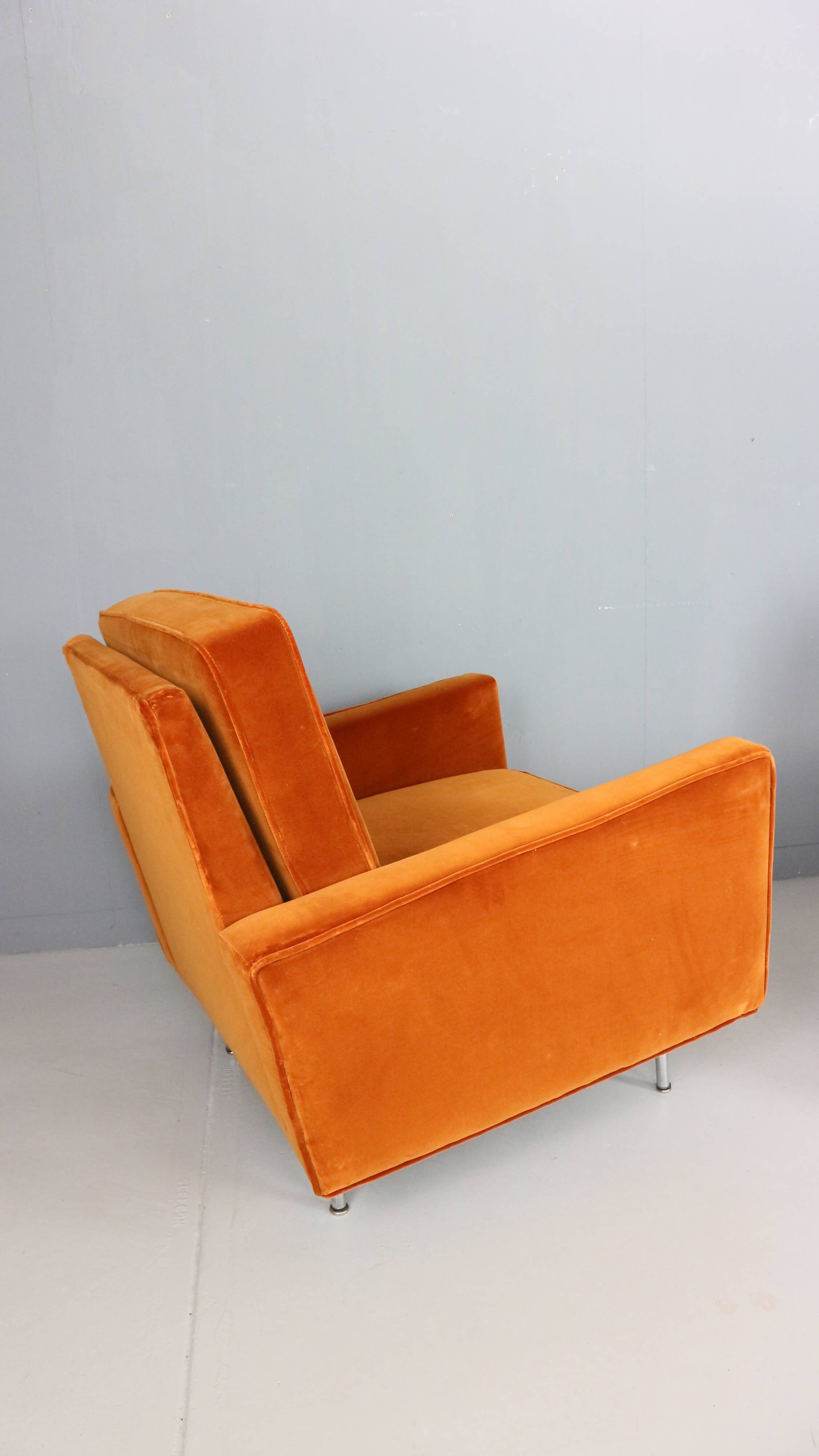 Pair of 1st edition easy chairs 25 BC by Florence Knoll in velvet, 1950s