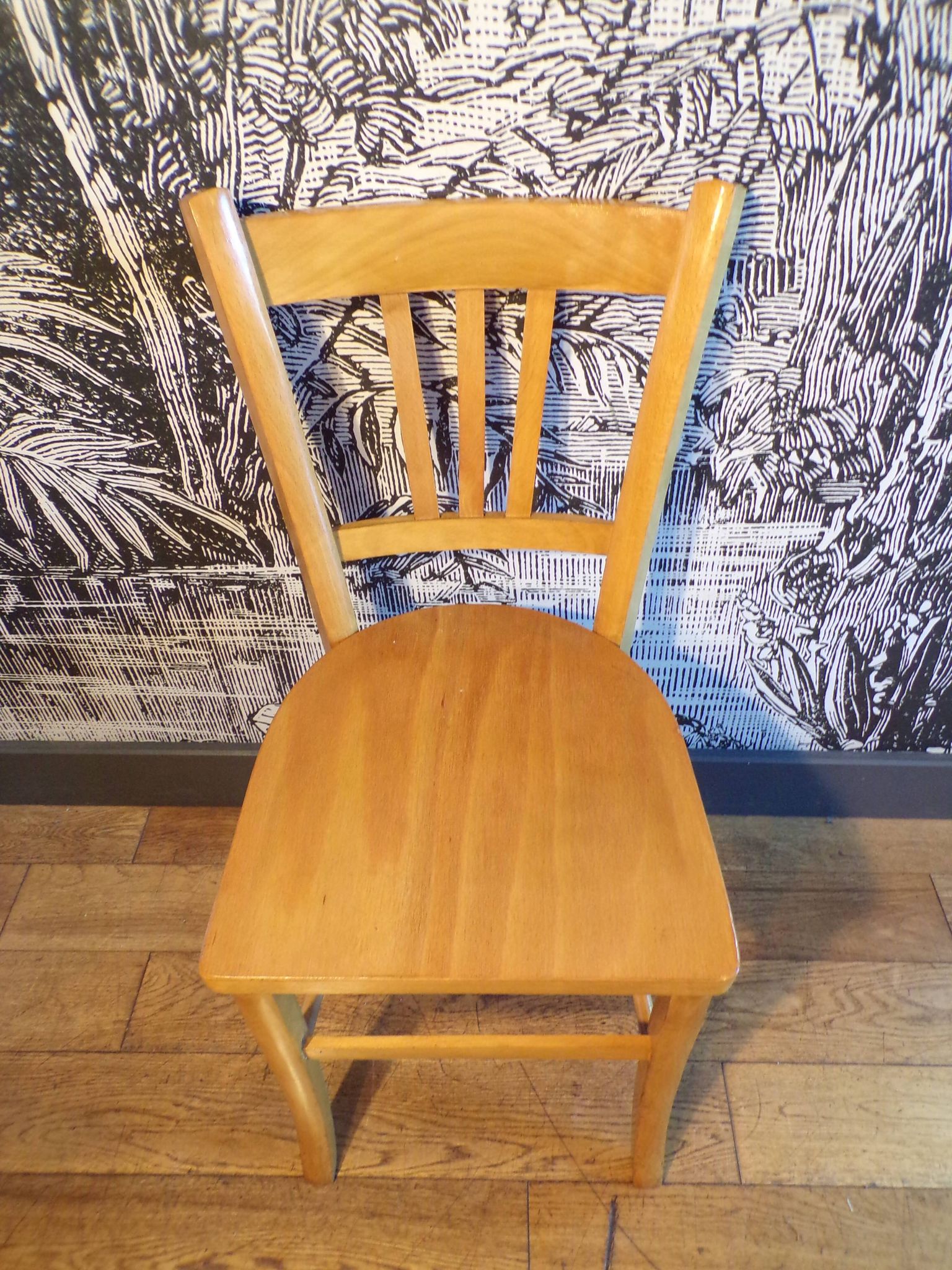 Chaise de bistrot vintage