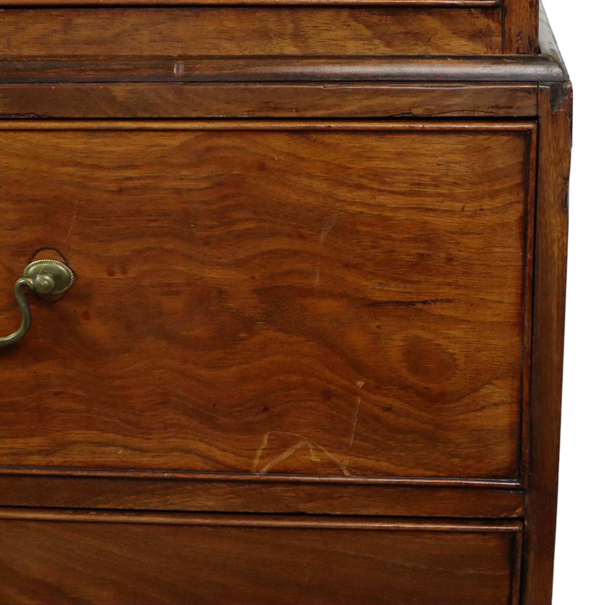 Antique mahogany commode, George III style, 19th century.