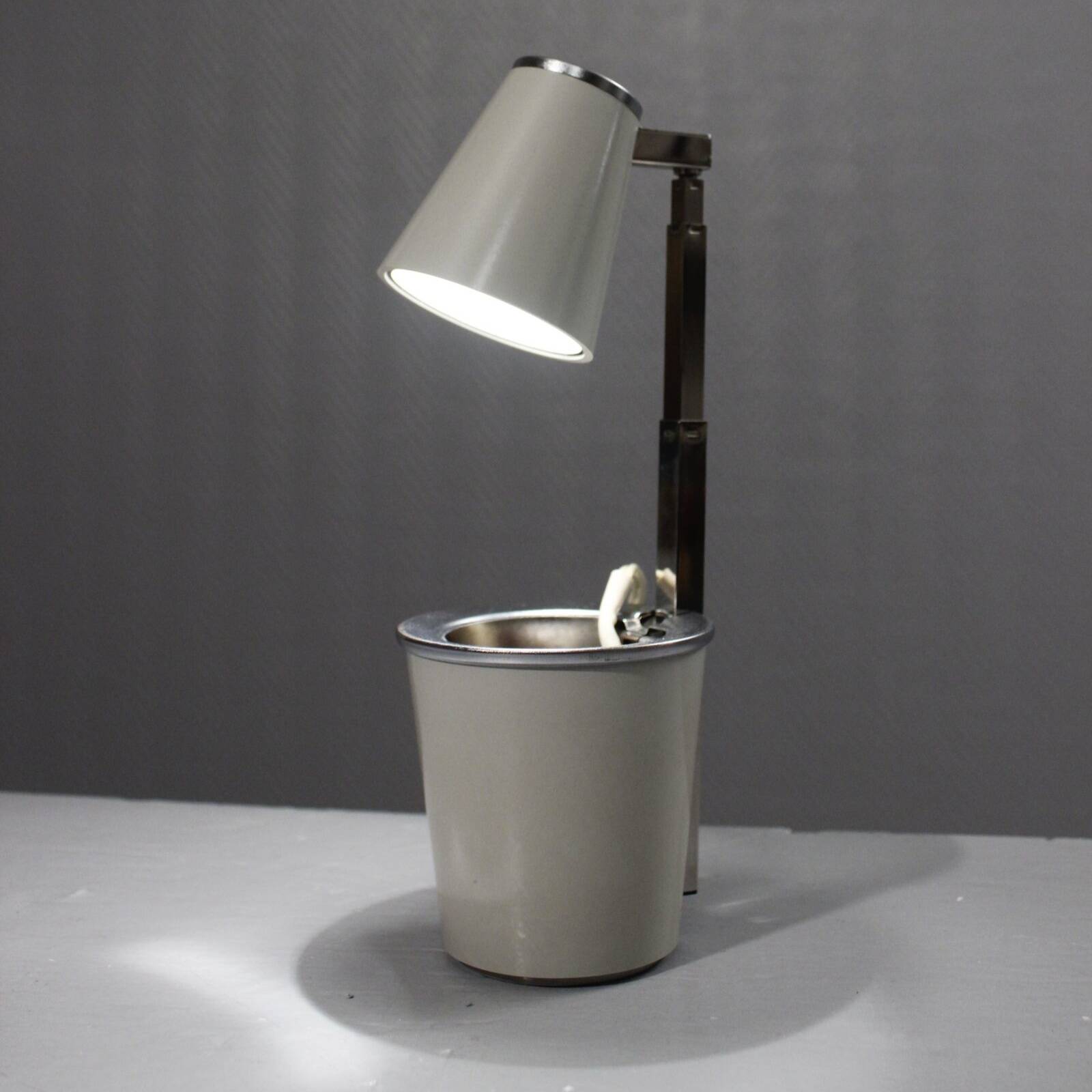 Vintage travel lamp pill-shaped extendable design "Lampette" Germany 1970s