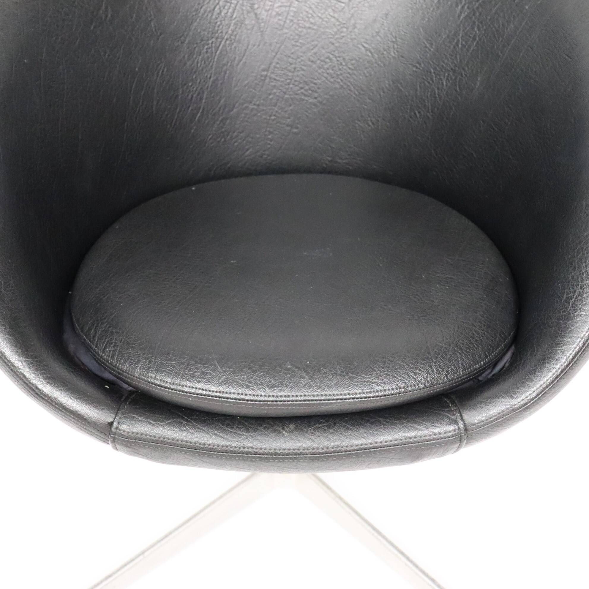 Swivel armchair 60s