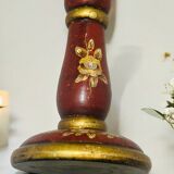 Bougeoir en bois décoré à la main