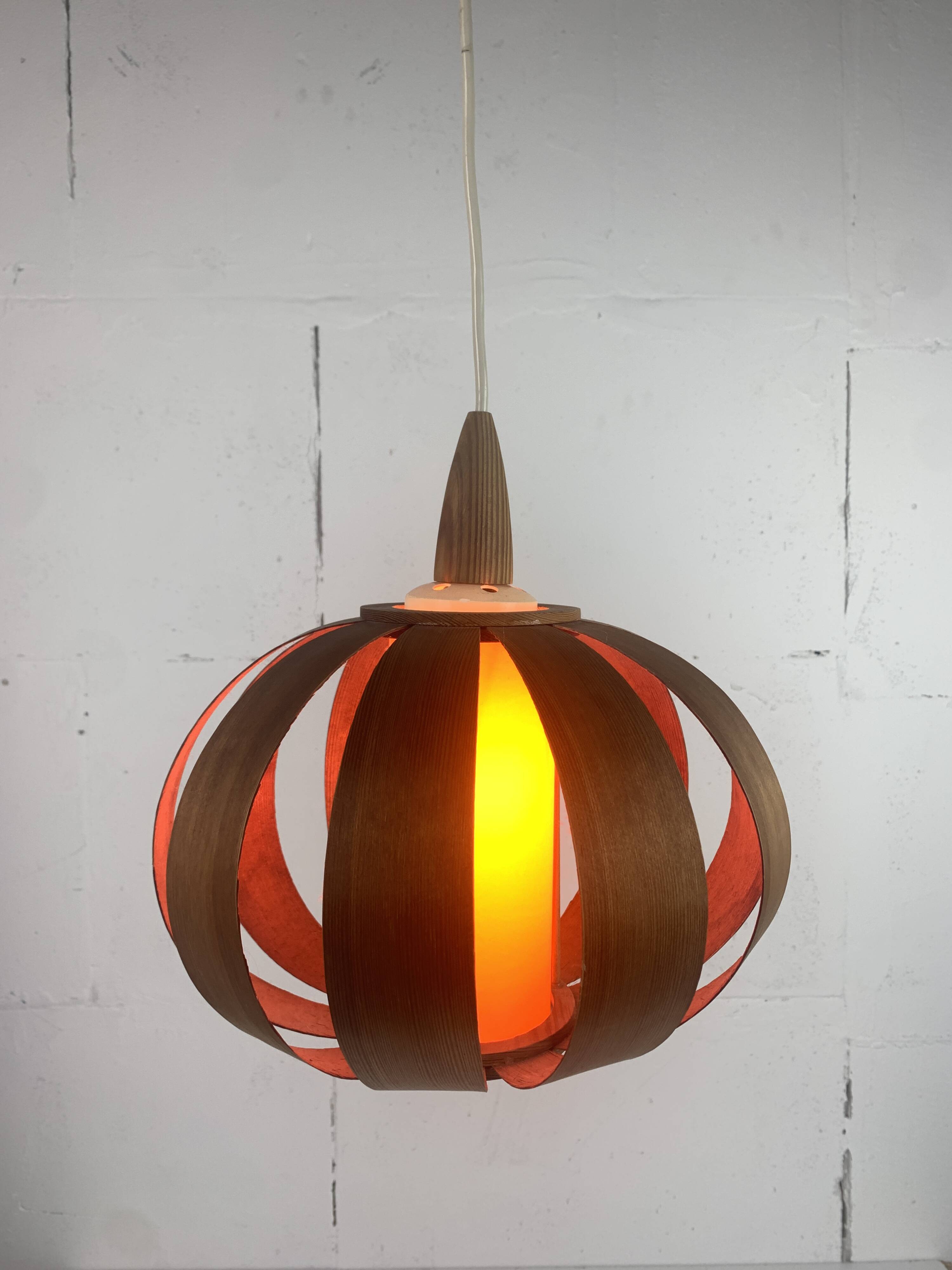 Pendentif champignon OVNI de l'ère spatiale du milieu du siècle, style Hans Agne Jakobsson