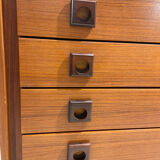 Mid century modern chest of drawers with square handles
