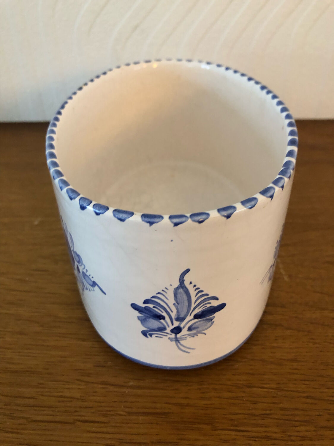 Ceramic pot blue floral decoration vintage signed modra
