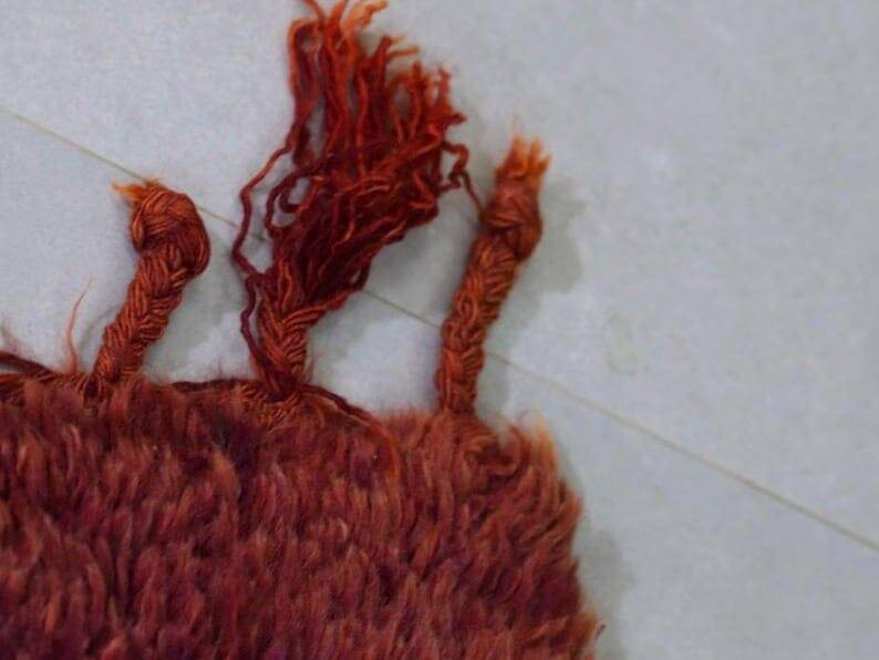 Handmade wool rug, size 100 x 200 cm