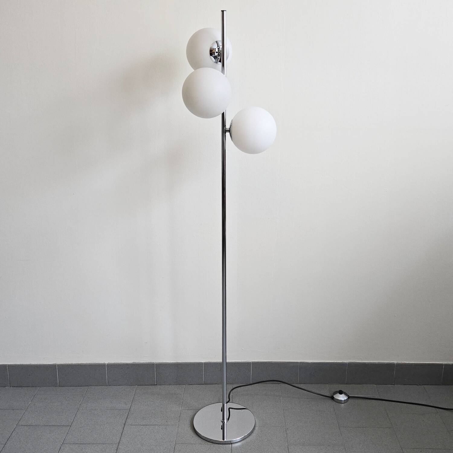 Vintage floor lamp 1970
