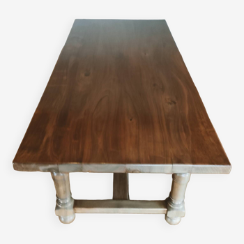 Monumental solid wood table