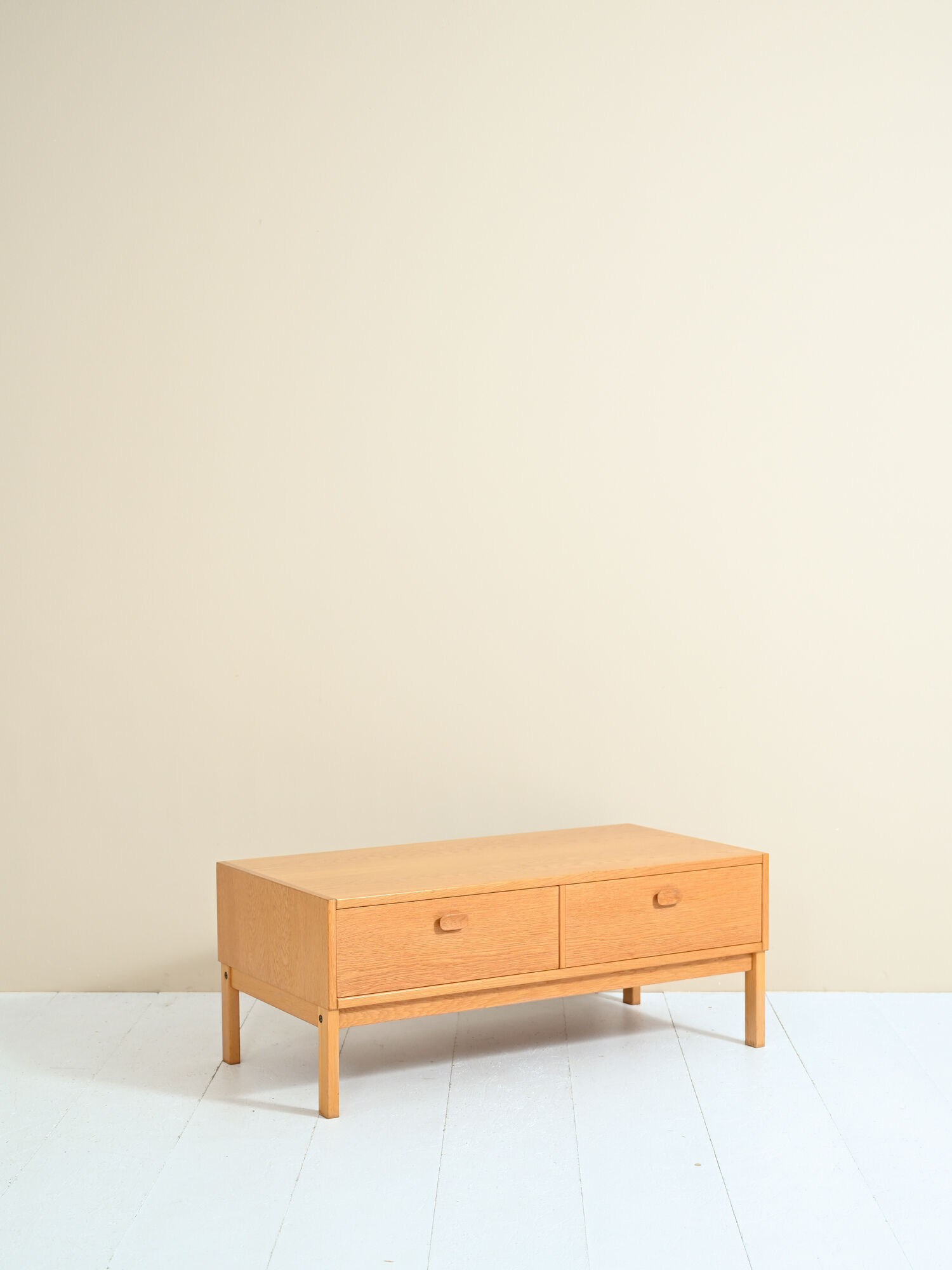 Chest of drawers - Vintage oak TV cabinet