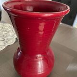 Longchamp red vase