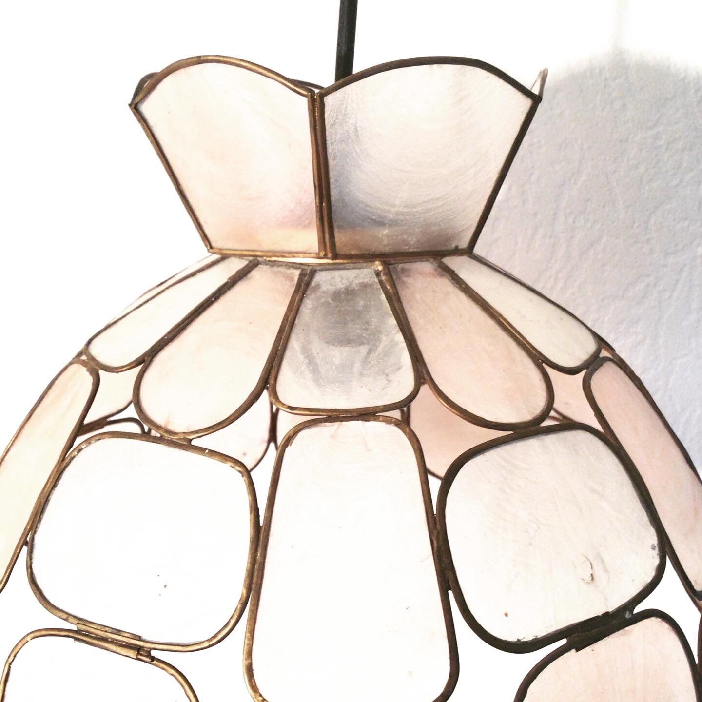 Art Deco mother-of-pearl pendant lamp