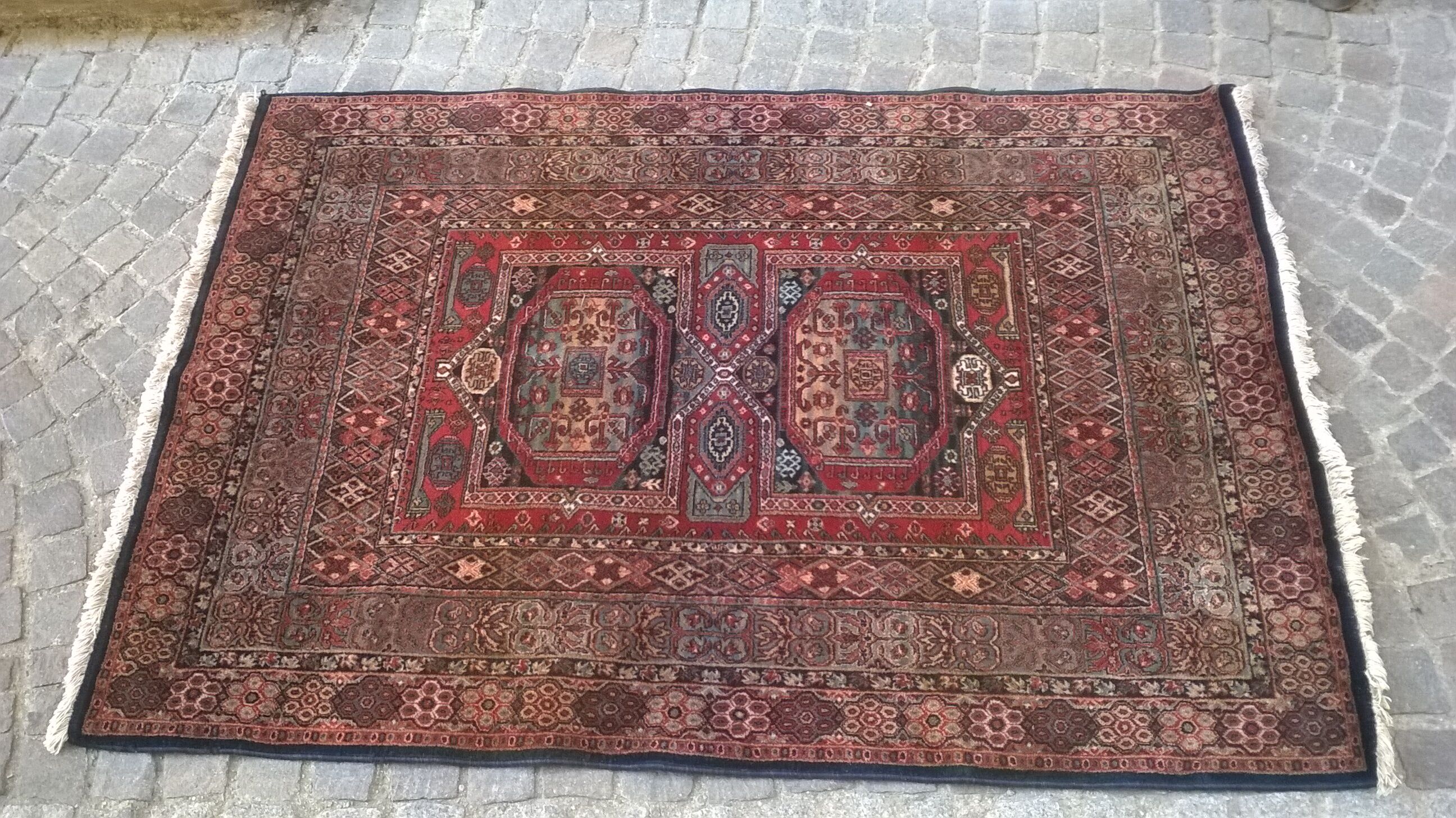Vintage carpet  117x170cm