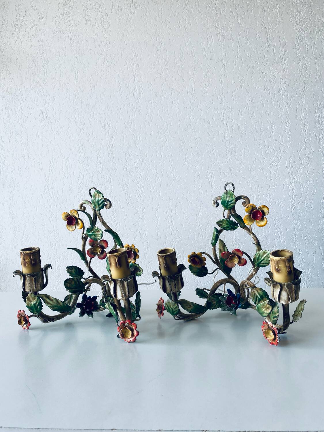 Pair of Italian wall lights