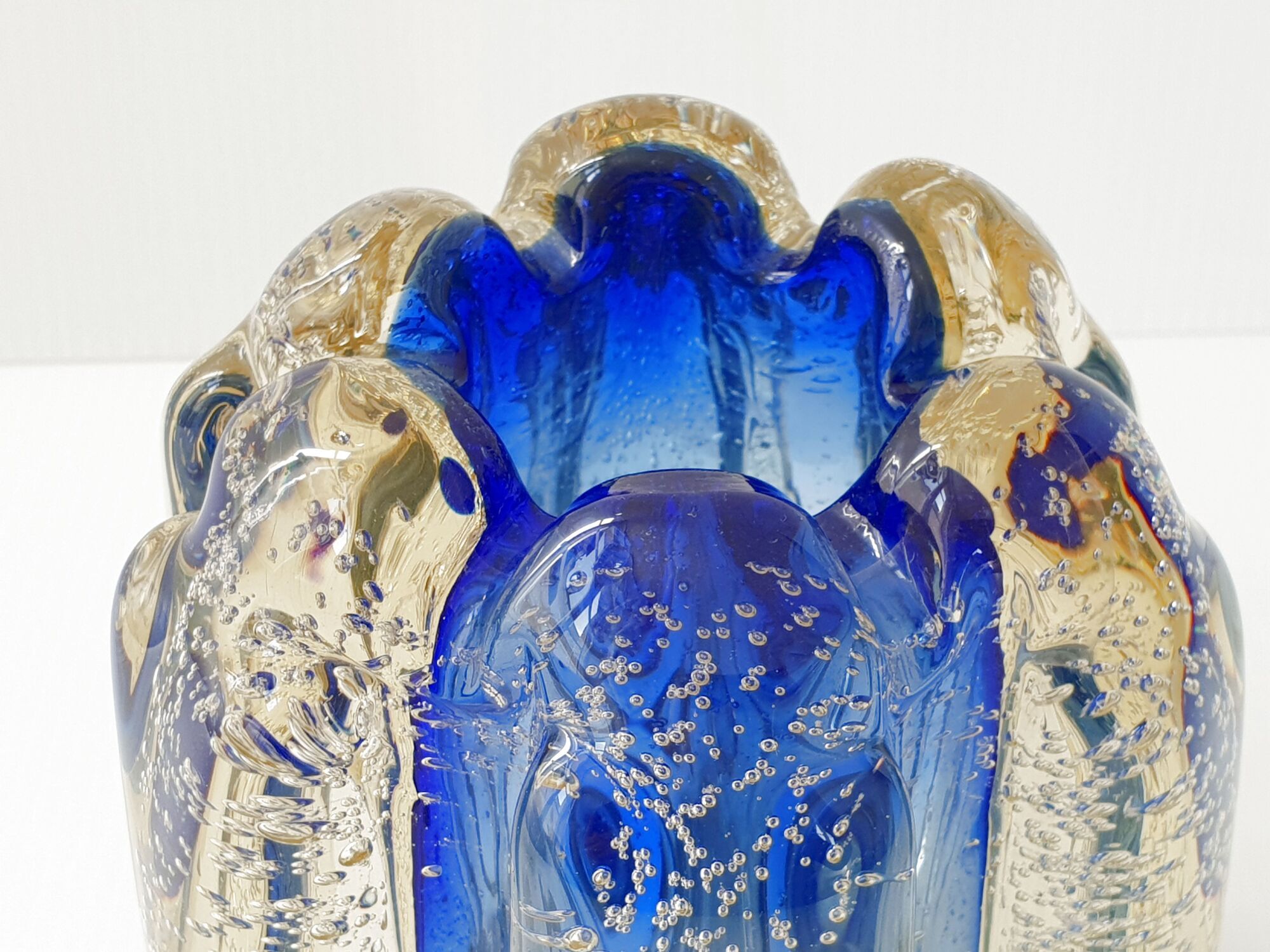 Vintage sulphide vase