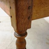 Farm table