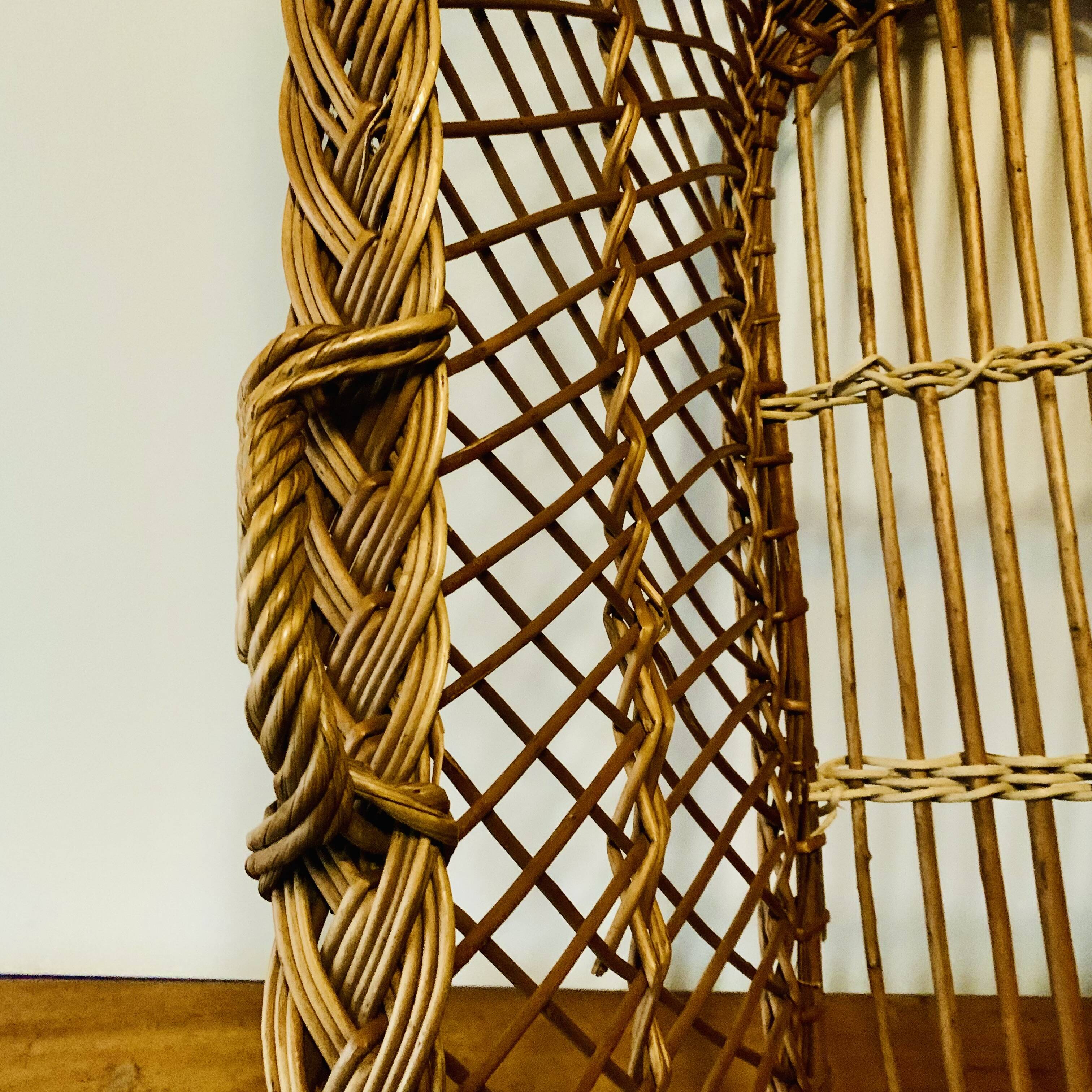 Vintage wicker bassinet