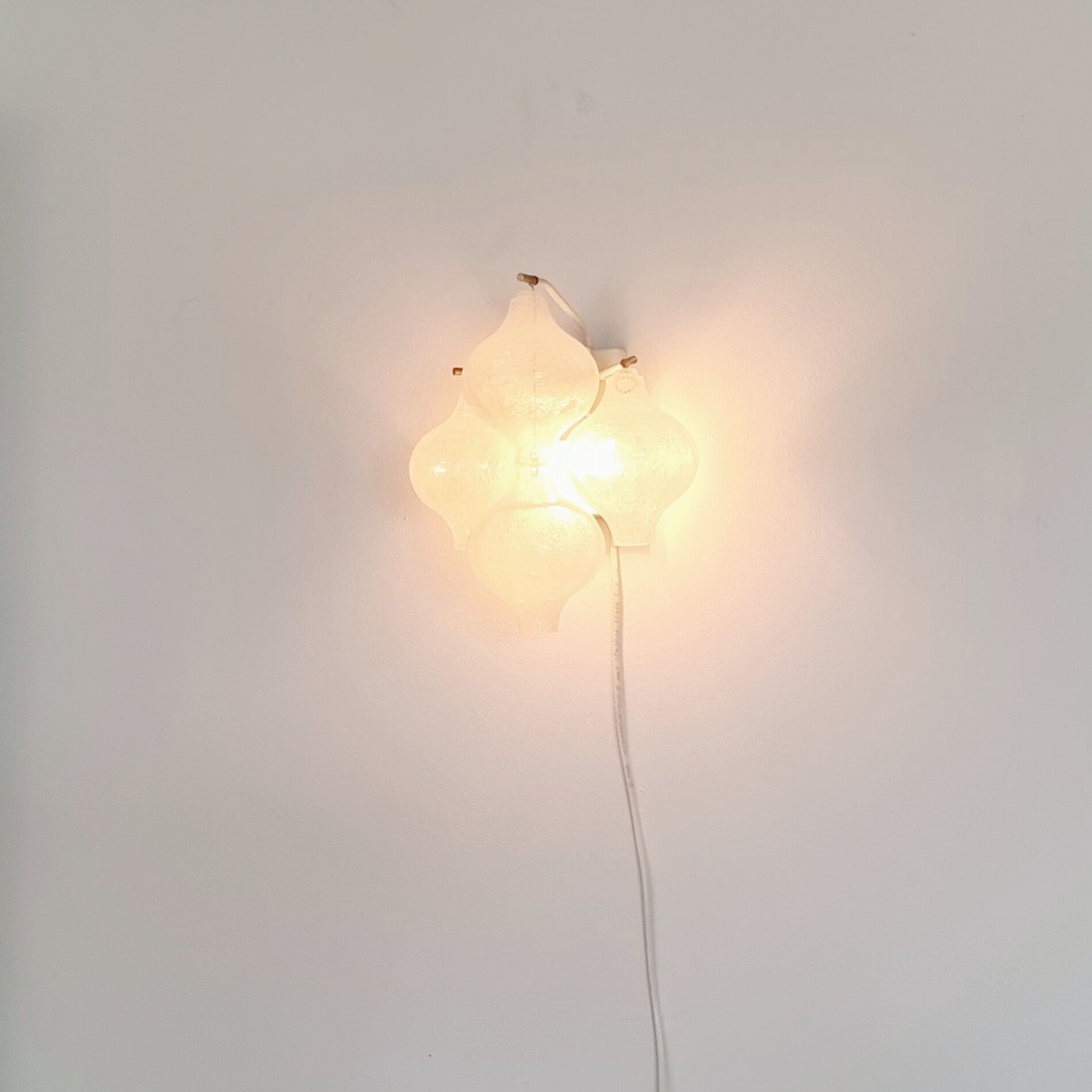 Bubble Glass ‘Tulipan’ Wall Light/Sconce by J.T. Kalmar, Austria, 1960s/1970s