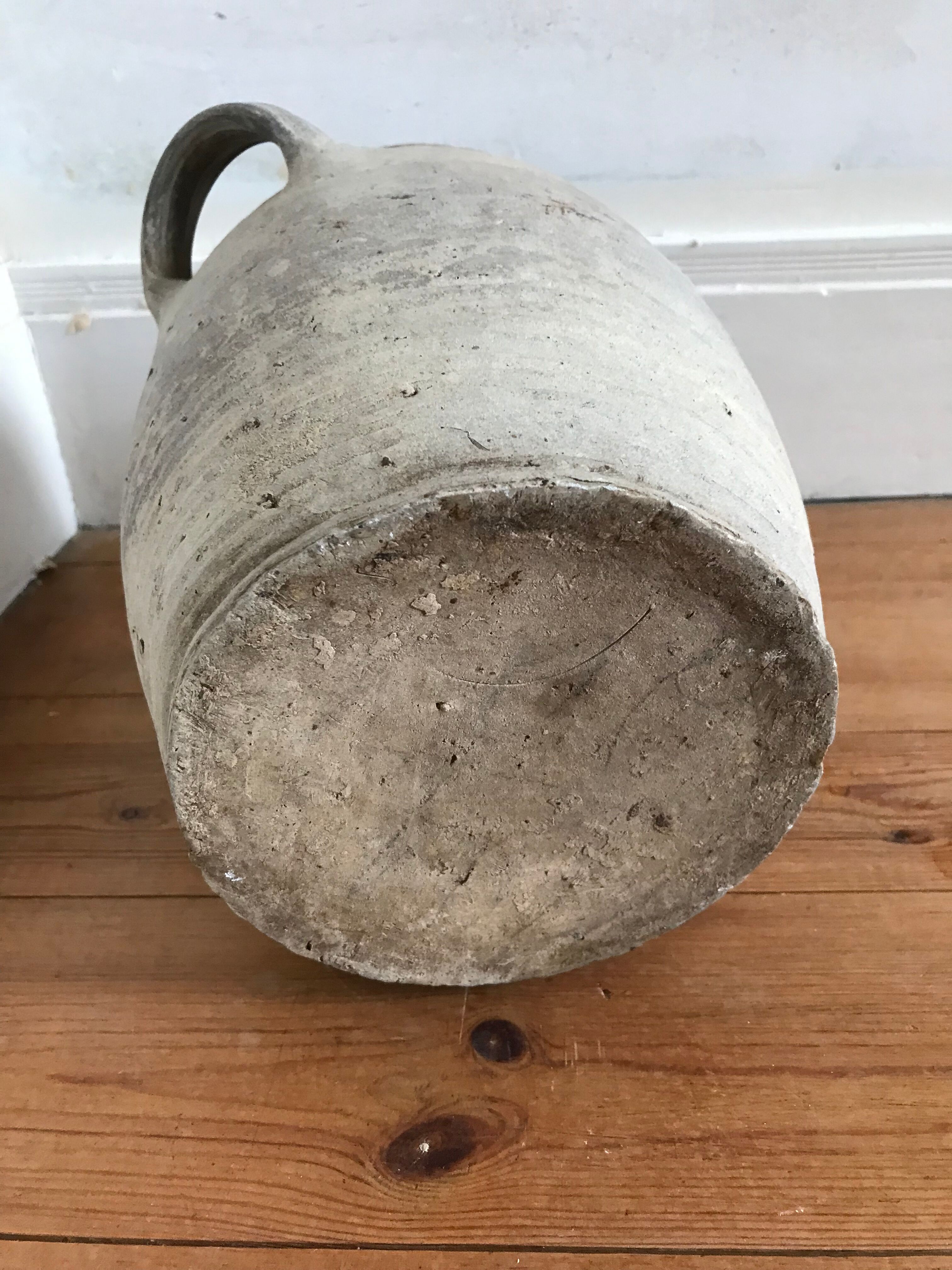 Raw stoneware pot