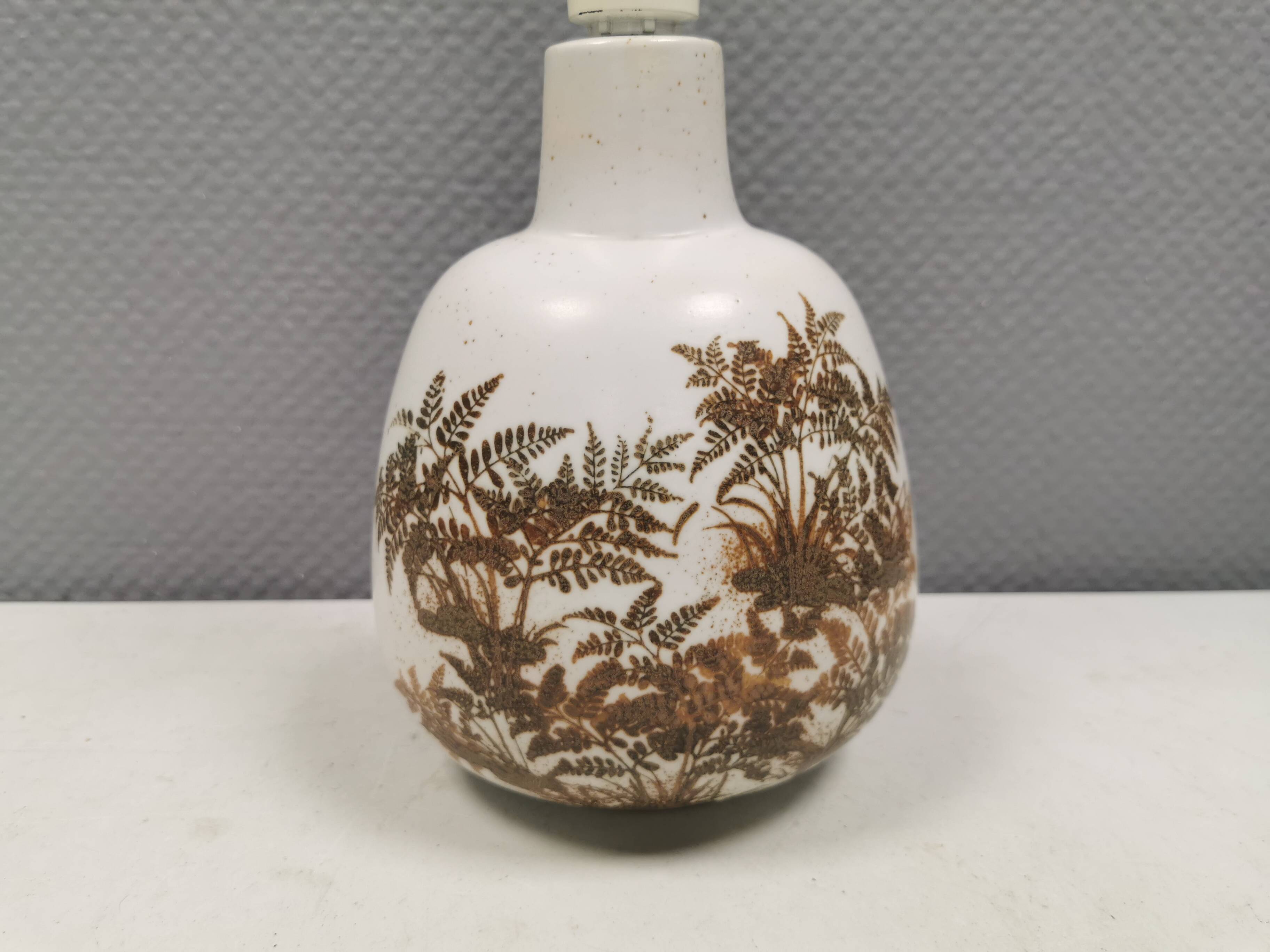 Royal Copenhagen table lamp model Diana, by Nils Thorsson Denmark 1960s.