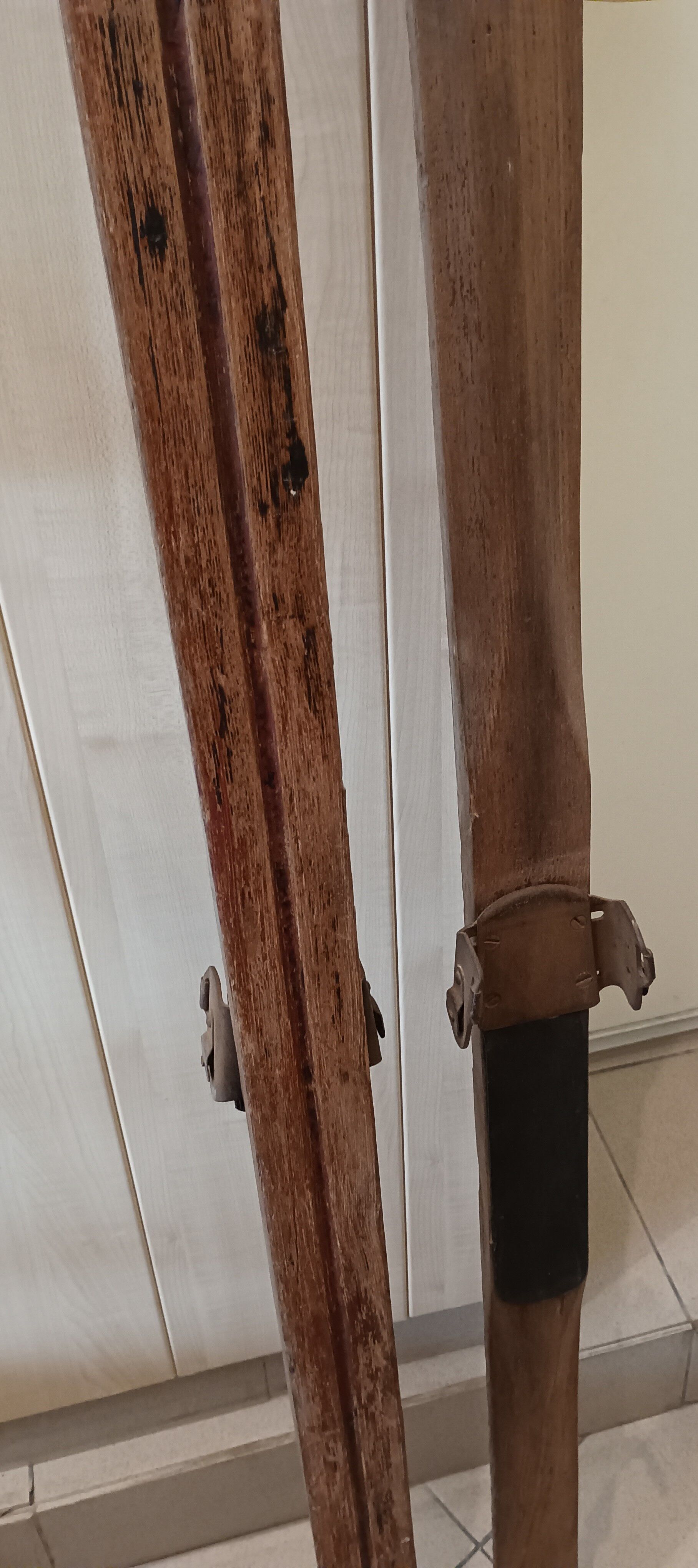 Old pair ski wood REKORD