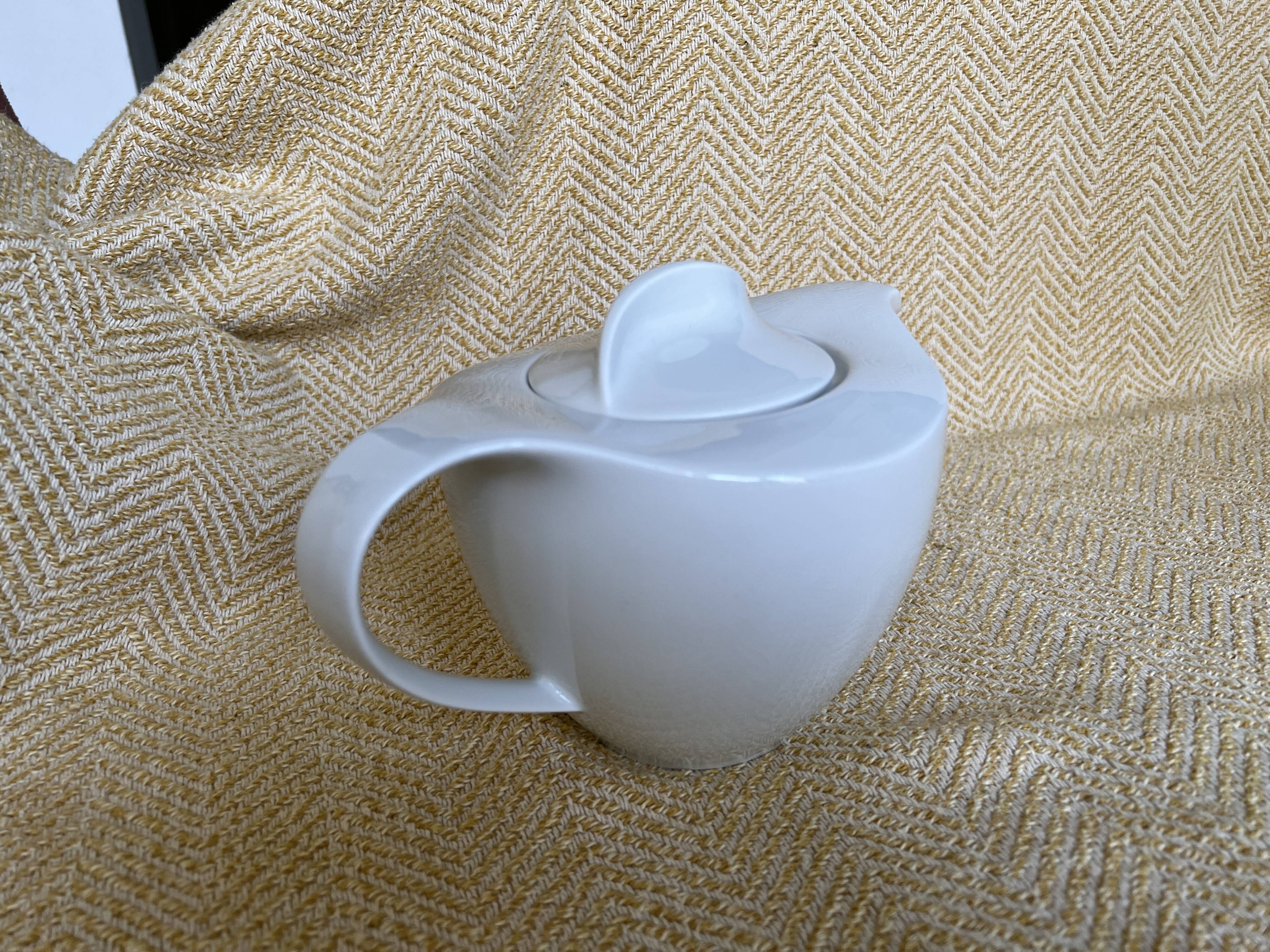 Arzberg teapot