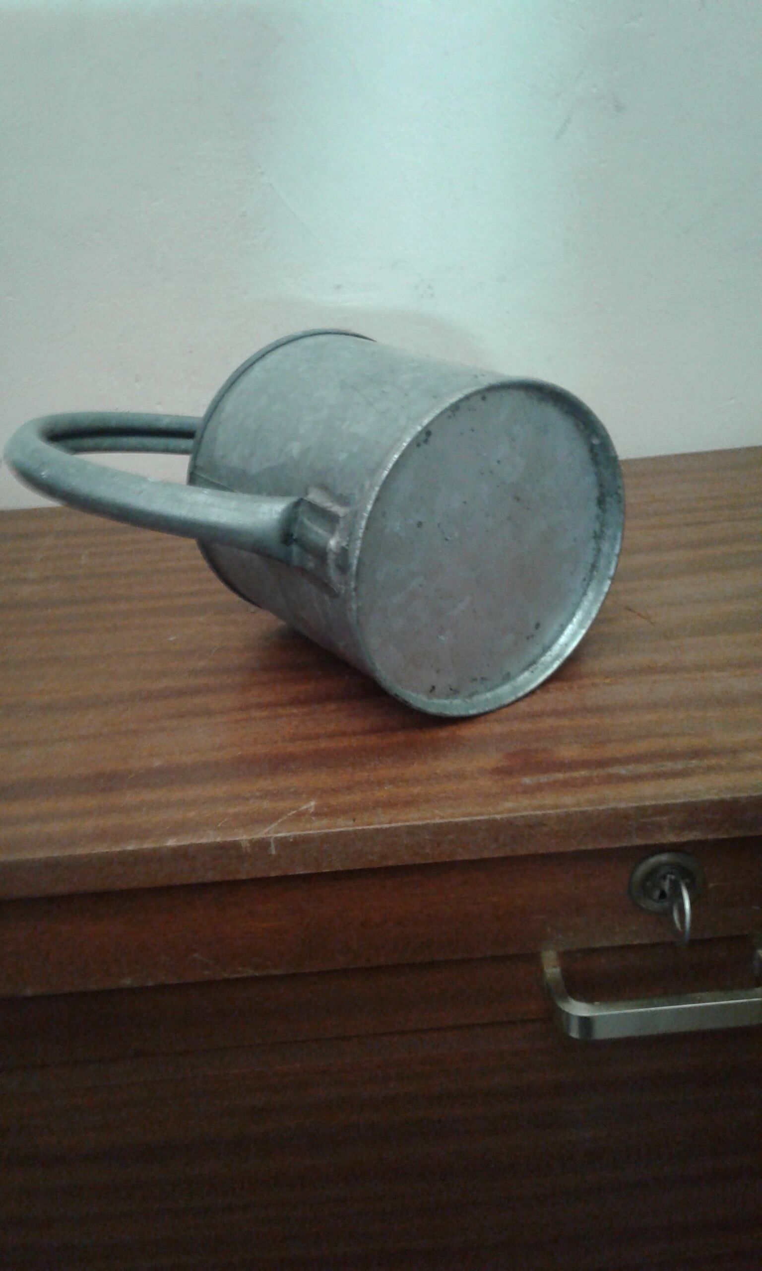 Zinc watering can