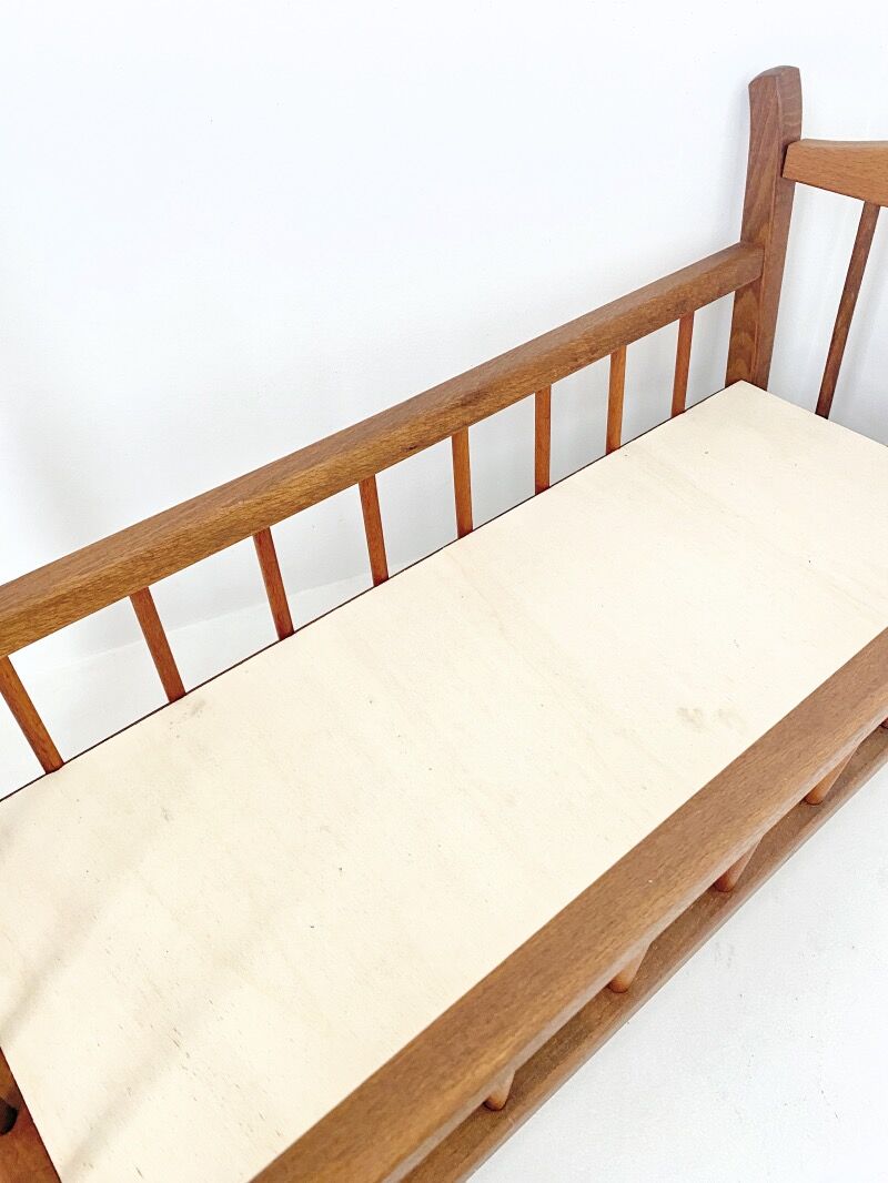 Dejou rocking doll bed